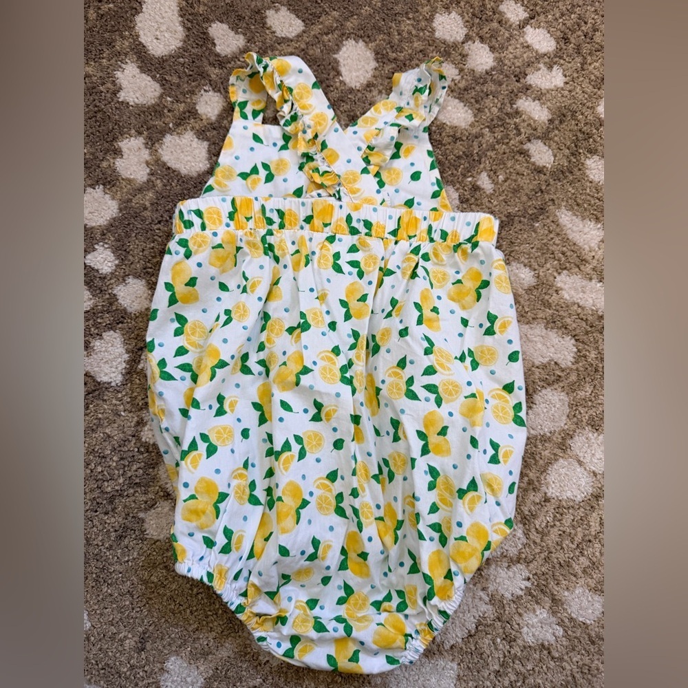 NWOT Petit Peony lemon bubble romper 18-24 months - Picture 2 of 3